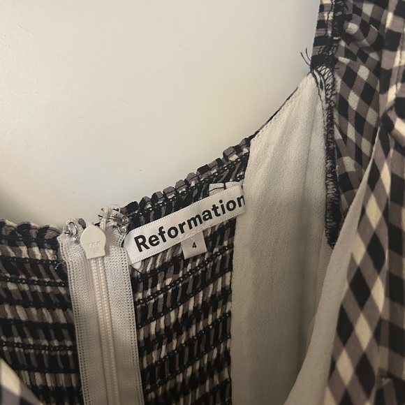 Reformation Bandit Dress in April Check - Picture 7 of 9